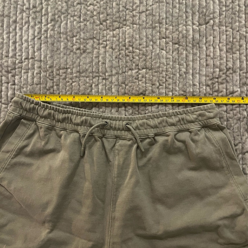 Women’s Nike Shorts - Picture 5 of 8